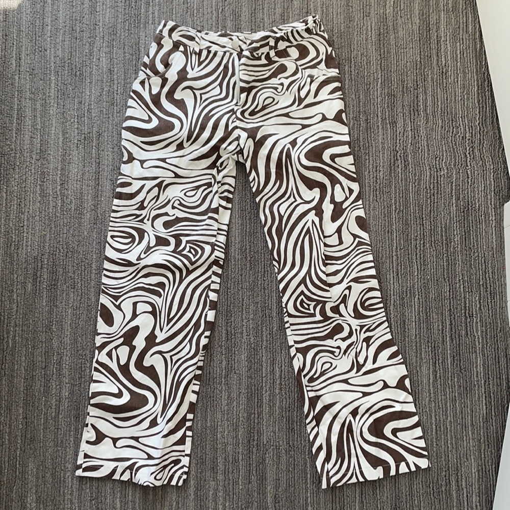 FUNKY BROWN AND WHITE SUPER CUTE SWIRL PRINT PANT
